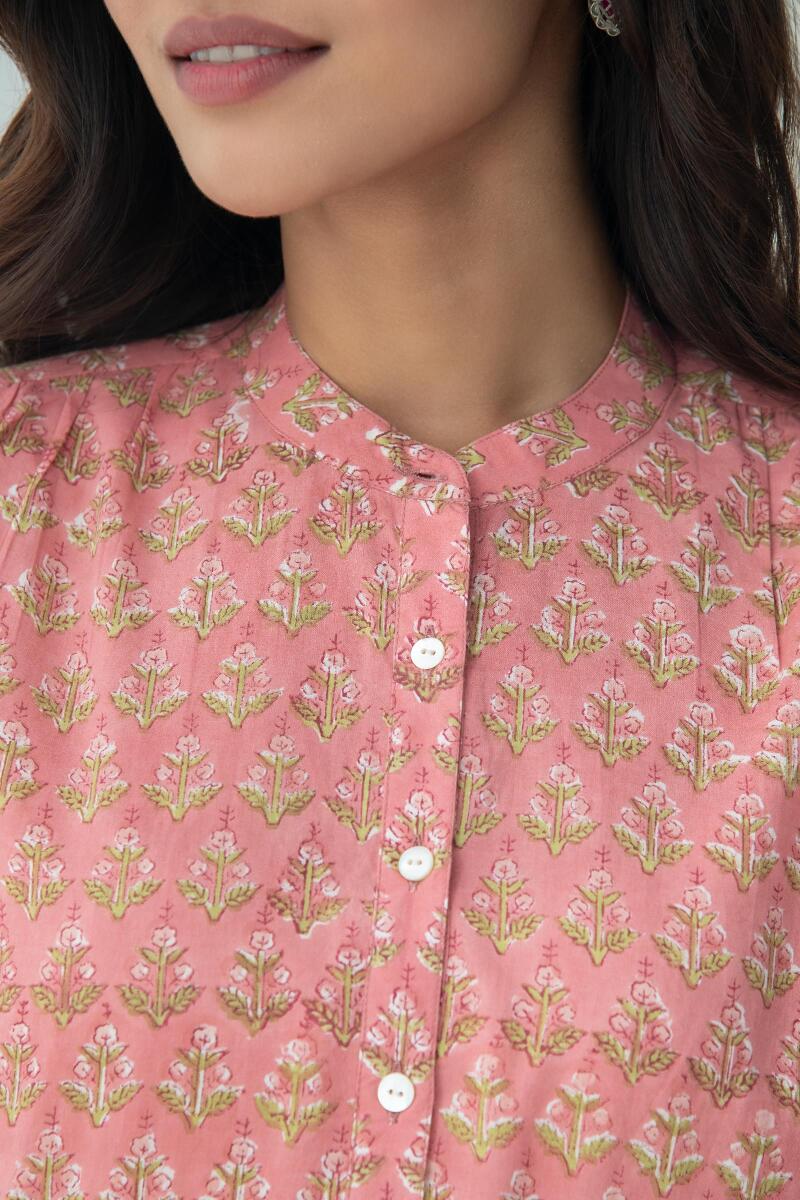 College dress neck design online