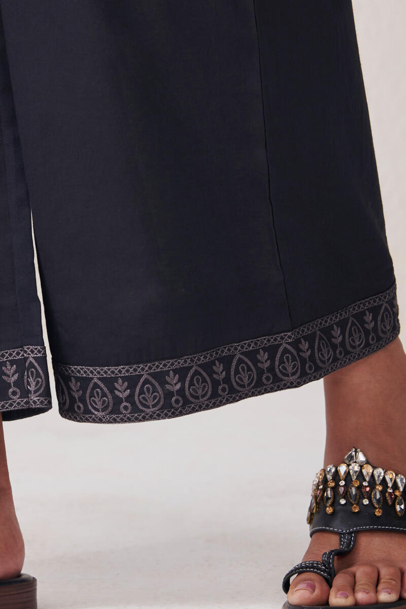 Black Handcrafted Cotton Farsi Pants