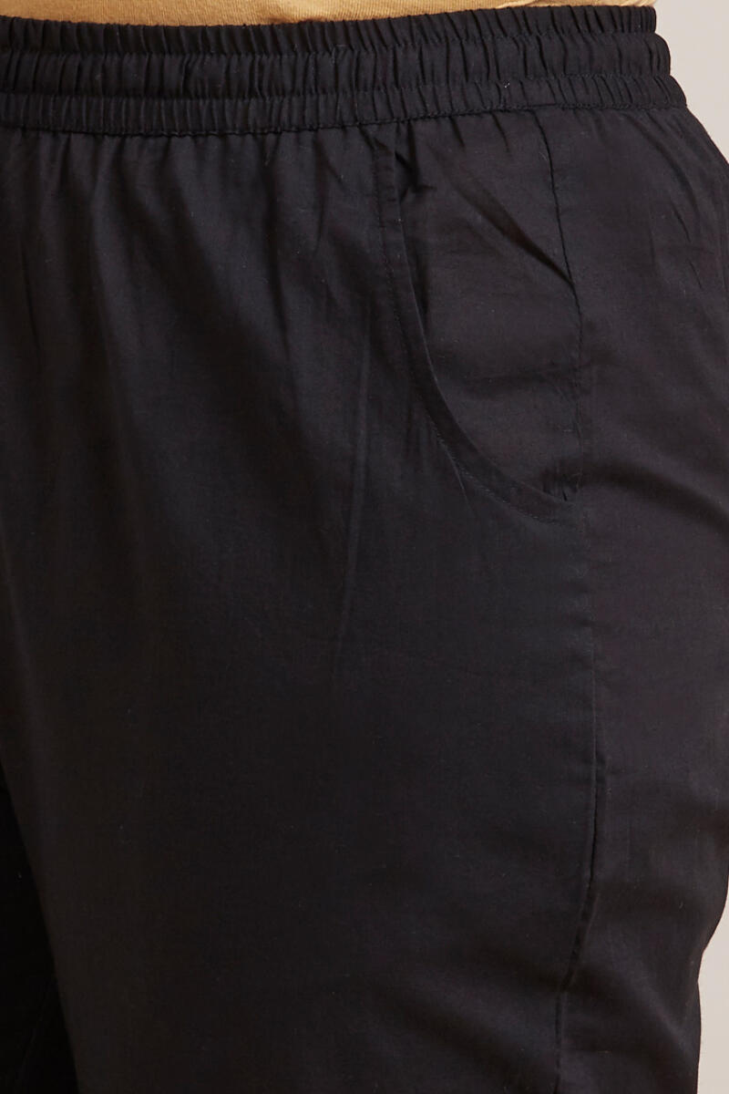 Essential Pants Slim Black | SHAPING NEW TOMORROW