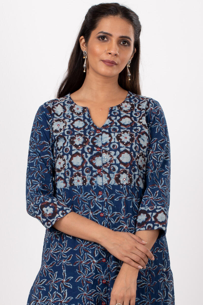 Latest Ethnic Wear: Buy Latest Ethnic Wear at Farida Gupta