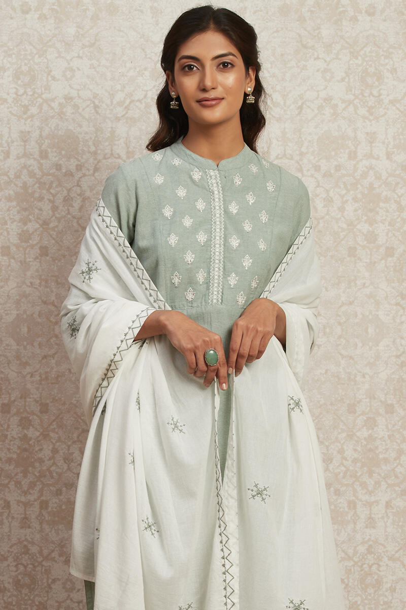 Buy White Handcrafted Cotton Dupatta for Women | FGD20-103 | Farida Gupta