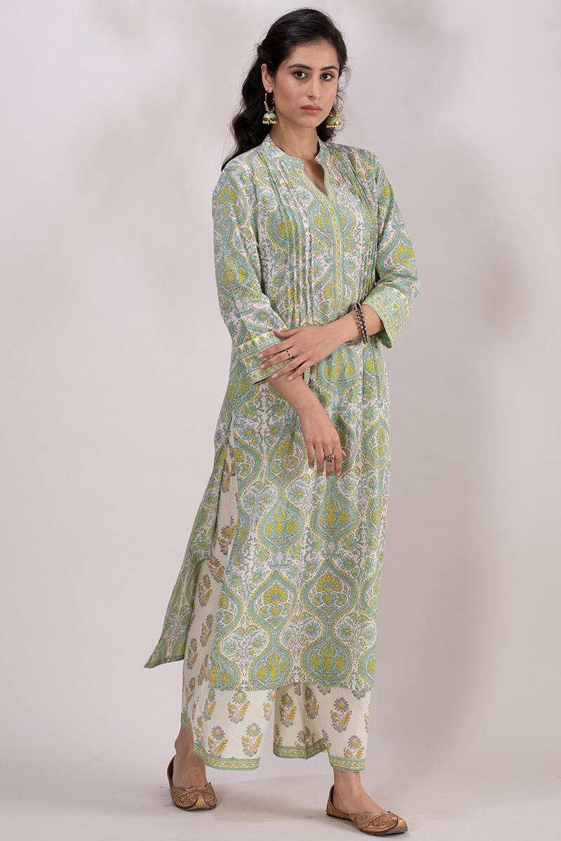 Farida Gupta - Roz Meher Zohra Kurta ⠀ Artfully block-printed in a graceful  colour palette, our Roz Meher Kurtas come handcrafted in soft cotton  fabric.⠀ Shop Online: http://bit.ly/FG-New #faridagupta #fg  #springsummer2020 #ss20 #