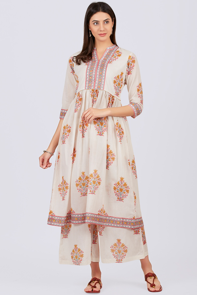 Buy Gulzar Fizah Kurta